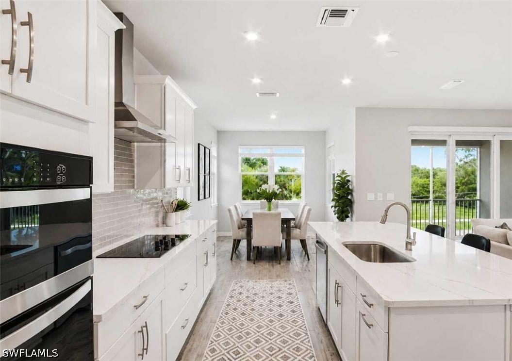 4646 Arboretum Circle #201, Naples, FL 34112 photo 2