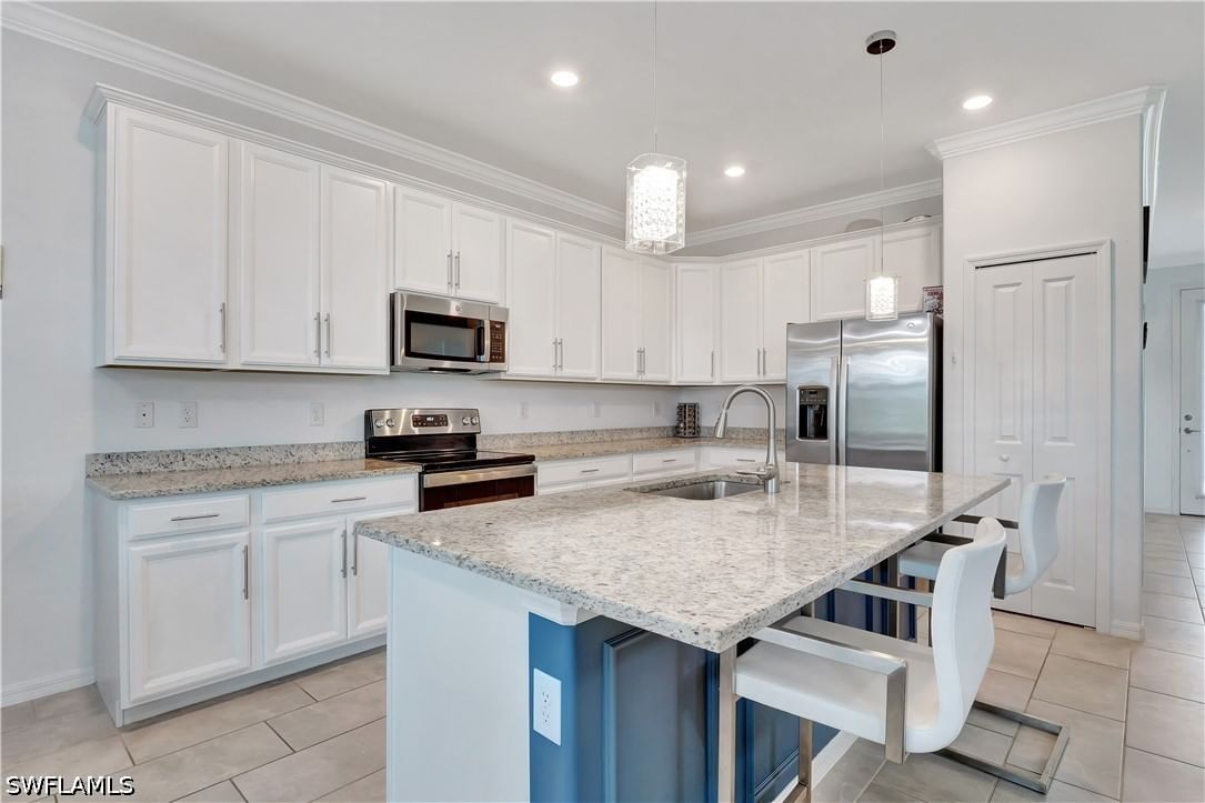 2122 Hamlin Street, Naples, FL 34120 photo 2