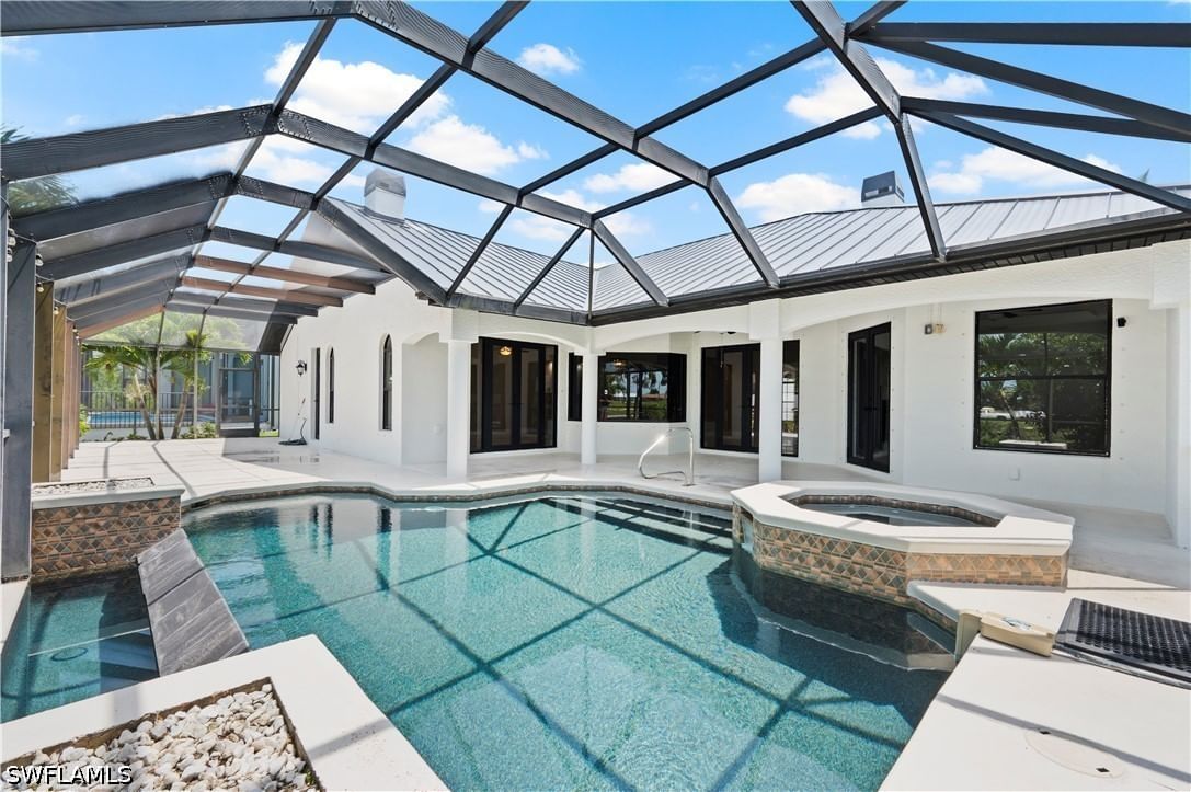 506 NW 32nd Place, Cape Coral, FL 33993 photo 4