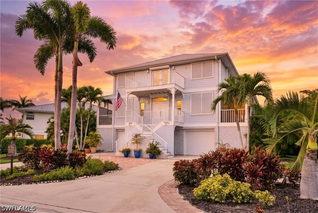 200 Topanga Drive, Bonita Springs, FL 34134 photo 2