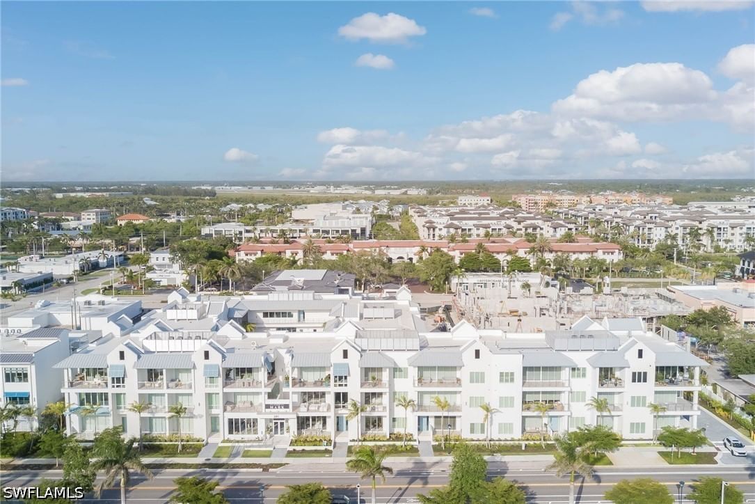 201 8th Street S #208, Naples, FL 34102 photo 5