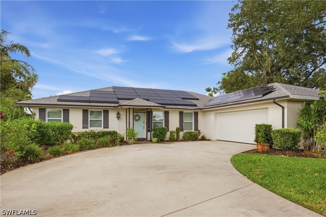 24708 Carnoustie Court, Bonita Springs, FL 34135 photo 2