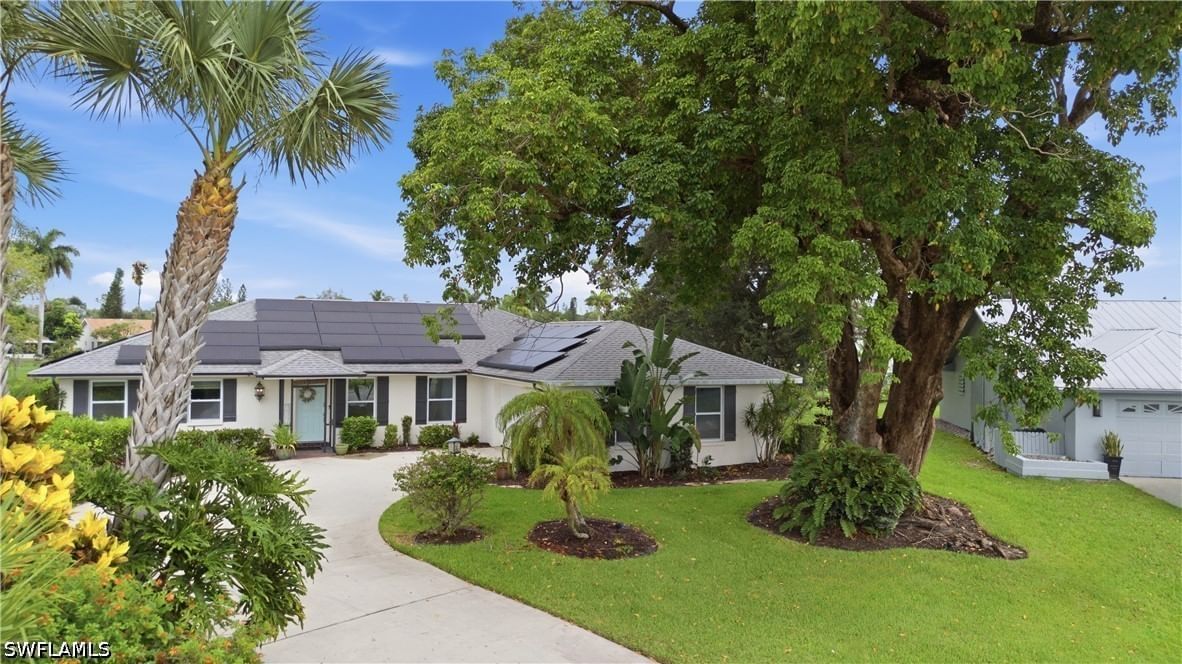 24708 Carnoustie Court, Bonita Springs, FL 34135 photo 4
