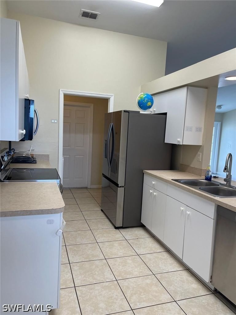3002 28th Street SW, Lehigh Acres, FL 33976 photo 4