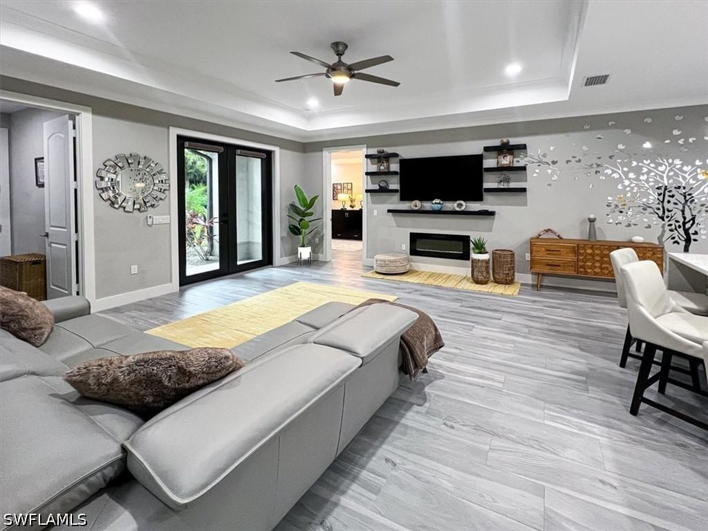 328 16th Avenue NW, Naples, FL 34120