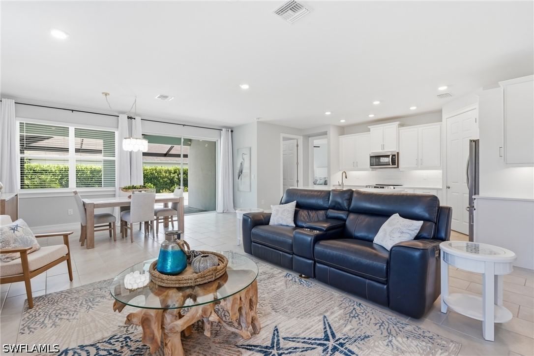 28056 Seasons Tide Avenue, Bonita Springs, FL 34135 photo 3