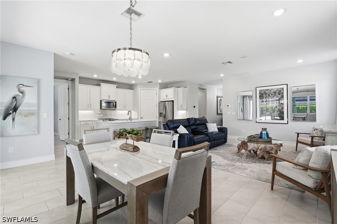 28056 Seasons Tide Avenue, Bonita Springs, FL 34135 photo 4