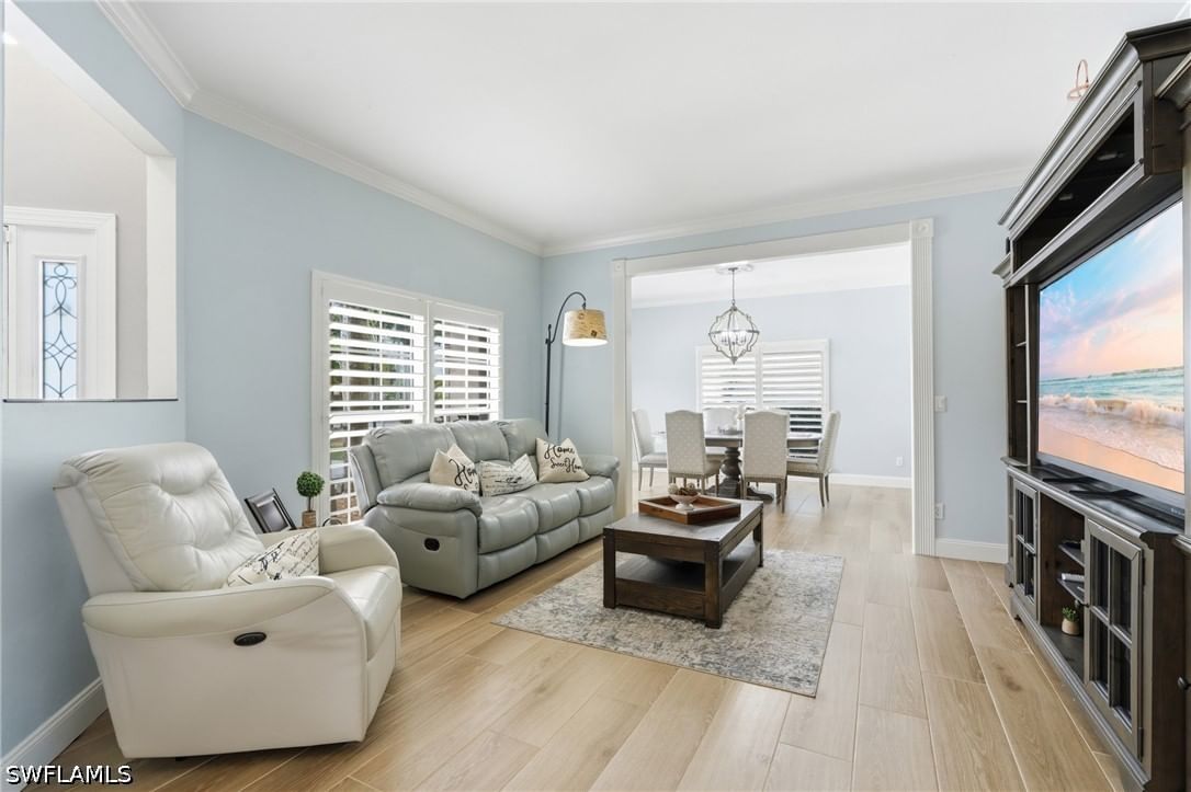 308 Wentworth Court, Naples, FL 34104 photo 4