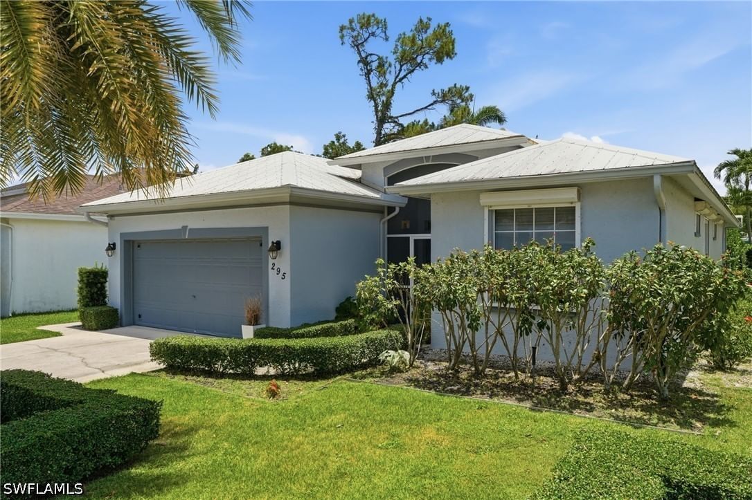295 Stanhope Circle, Naples, FL 34104 photo 2