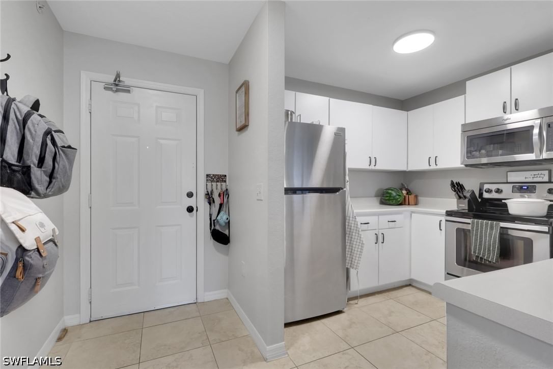 8304 Key Royal Circle #1723, Naples, FL 34119 photo 2
