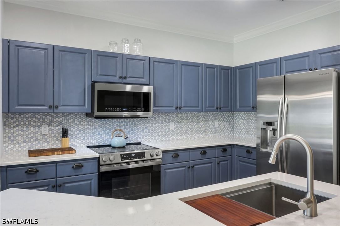 6355 Lexington Court #102, Naples, FL 34110 photo 3