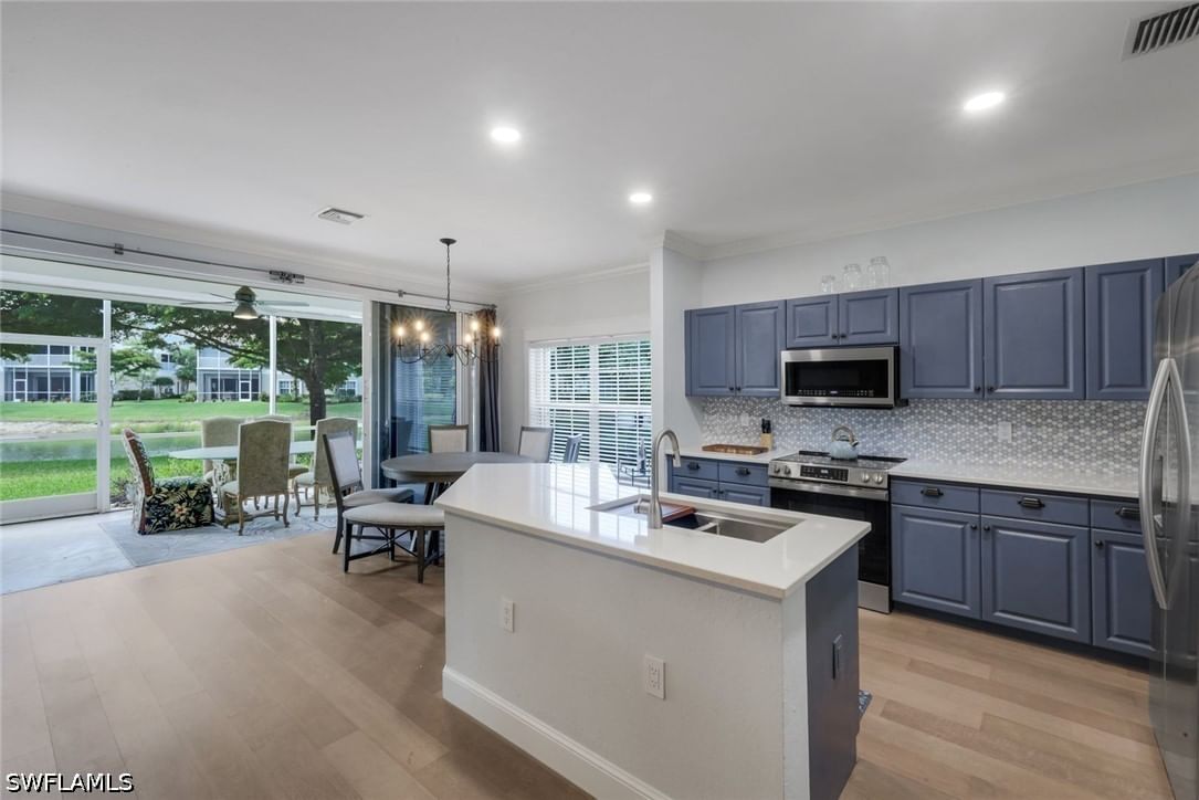 6355 Lexington Court #102, Naples, FL 34110 photo 4