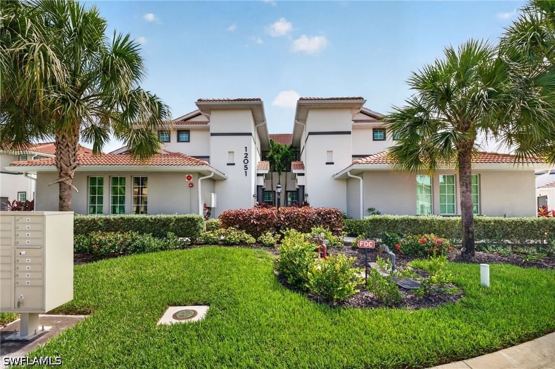 12051 Santaluz Drive #201, Fort Myers, FL 33913 photo 2