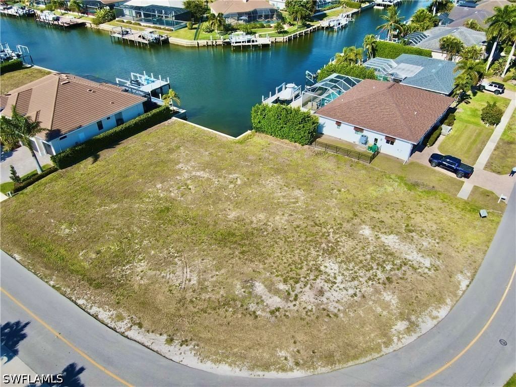 1540 Buccaneer Court, Marco Island, FL 34145 photo 2