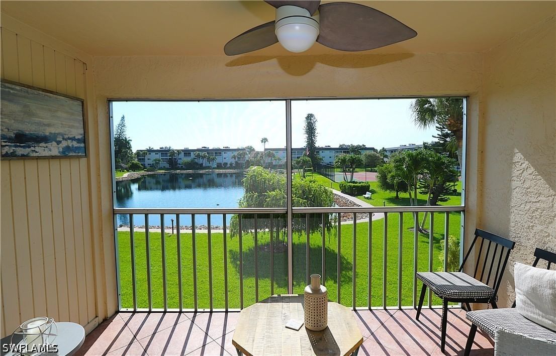 1004 Manatee Road #H202, Naples, FL 34114 photo 2