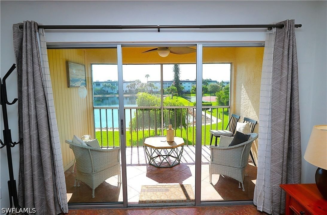 1004 Manatee Road #H202, Naples, FL 34114 photo 3