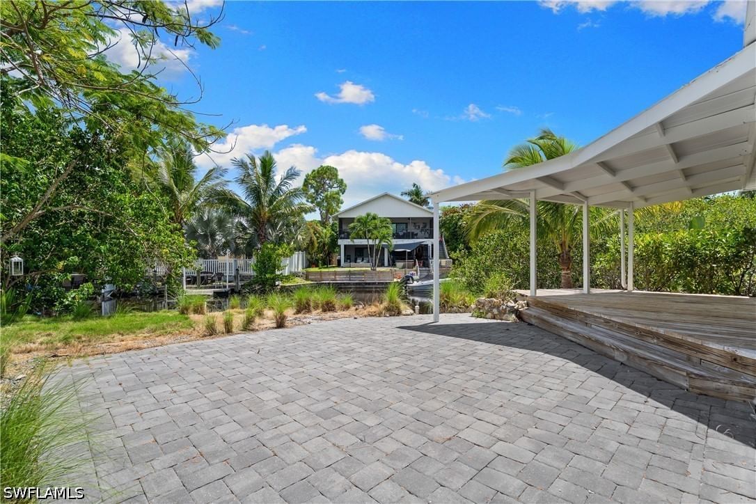 66 River Court, Naples, FL 34110 photo 2