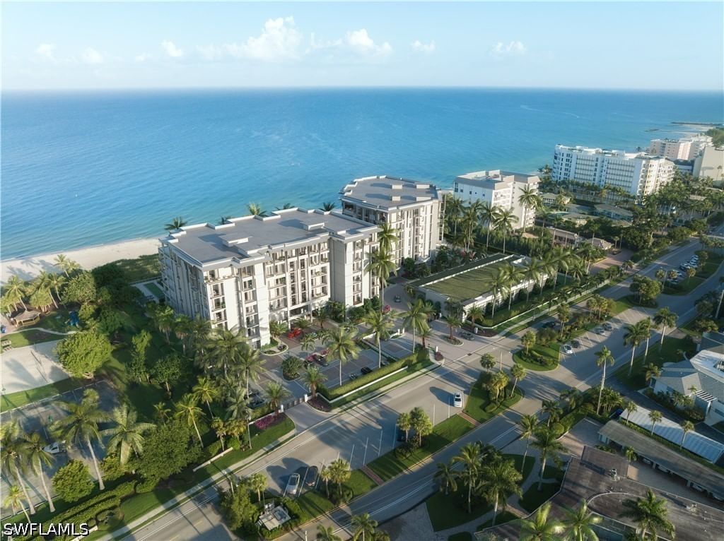 1601 Gulf Shore Boulevard N #403, Naples, FL 34102 photo 3