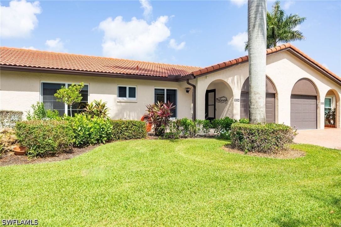 1034 Forest Lakes Drive #10C, Naples, FL 34105 photo 4
