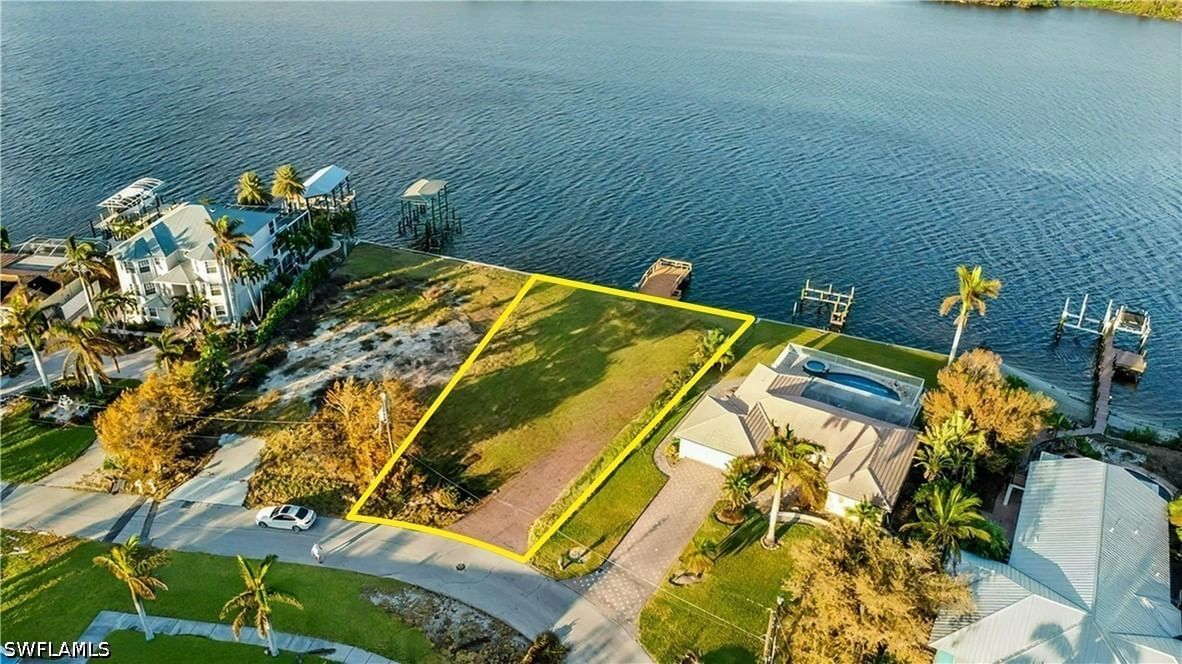 5630 Williams Drive, Fort Myers Beach, FL 33931 photo 2