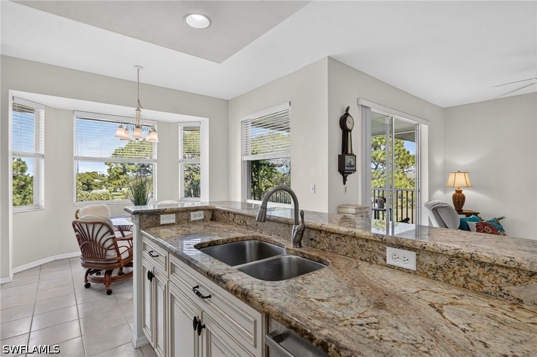 9350 Highland Woods Boulevard #4405, Bonita Springs, FL 34135 photo 2