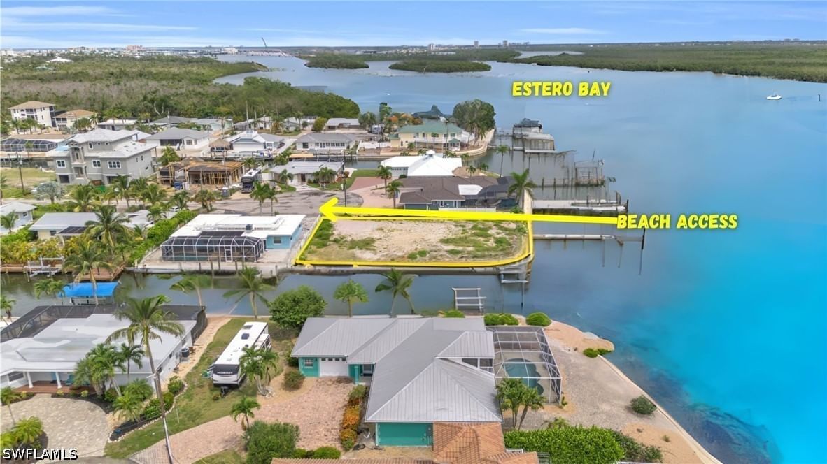 470 Madison Court, Fort Myers Beach, FL 33931 photo 3