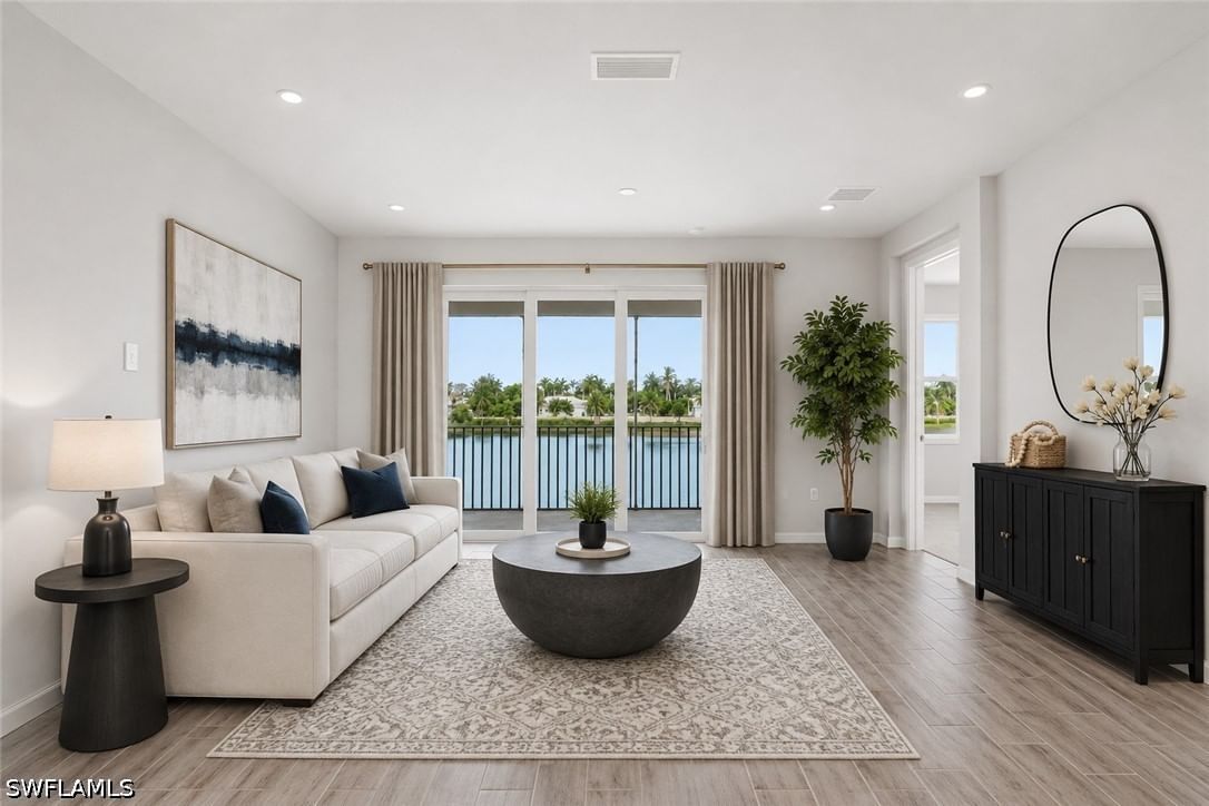 4596 Arboretum Circle #202, Naples, FL 34112 photo 2