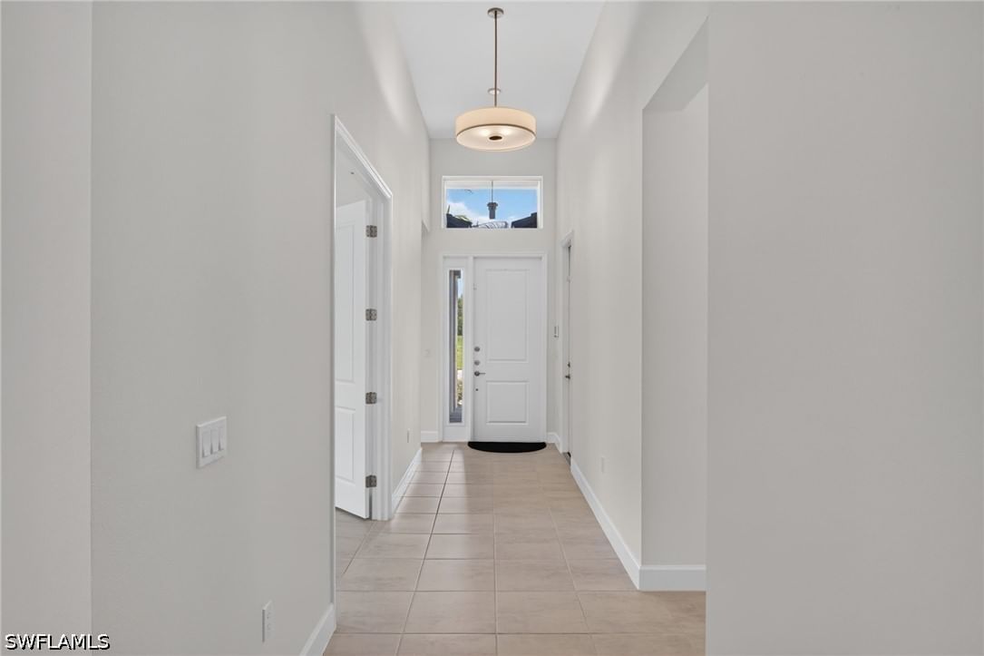 12448 Violet Lane, Naples, FL 34120 photo 3