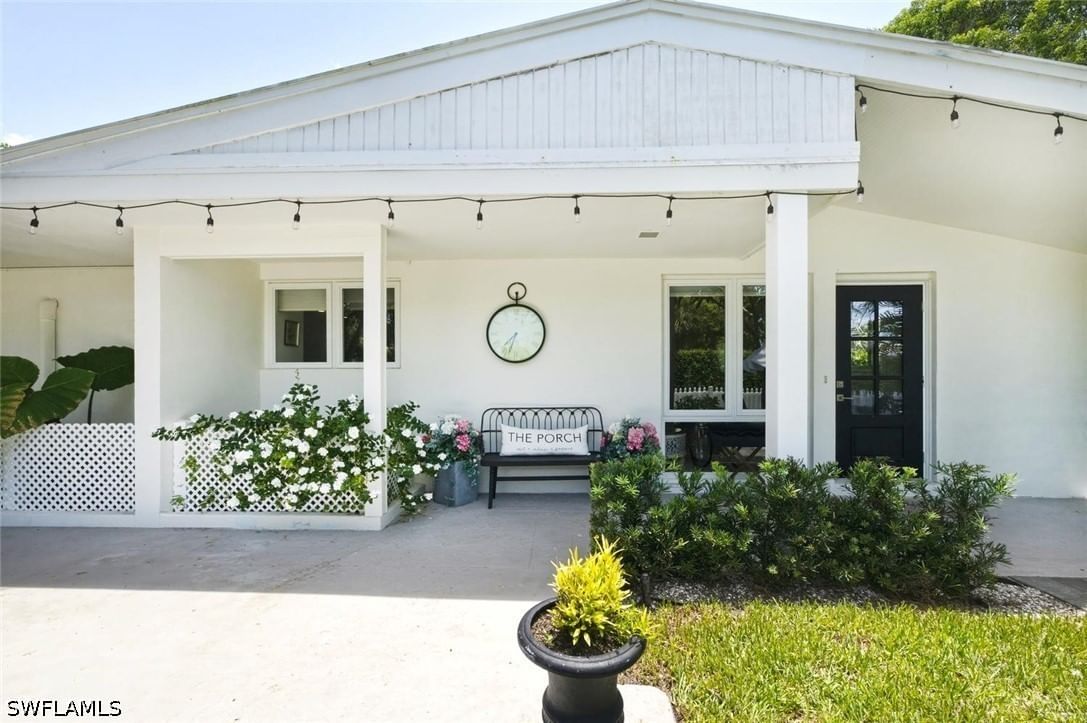 1216 10th Street N, Naples, FL 34102 photo 3