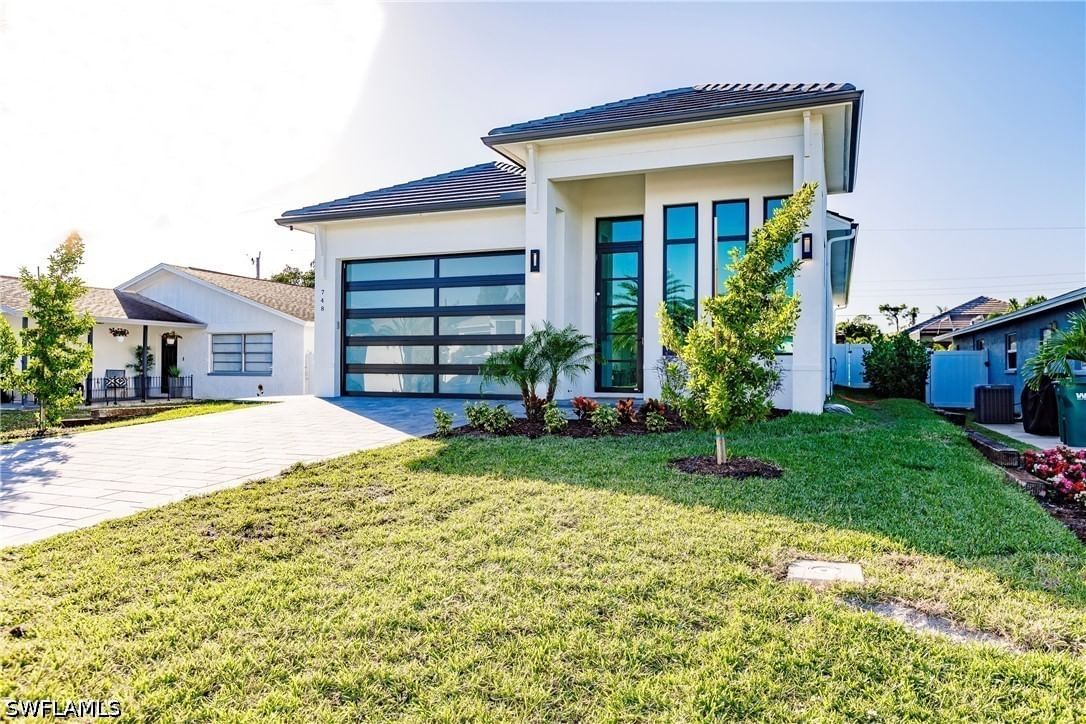 748 110th Avenue N, Naples, FL 34108 photo 5