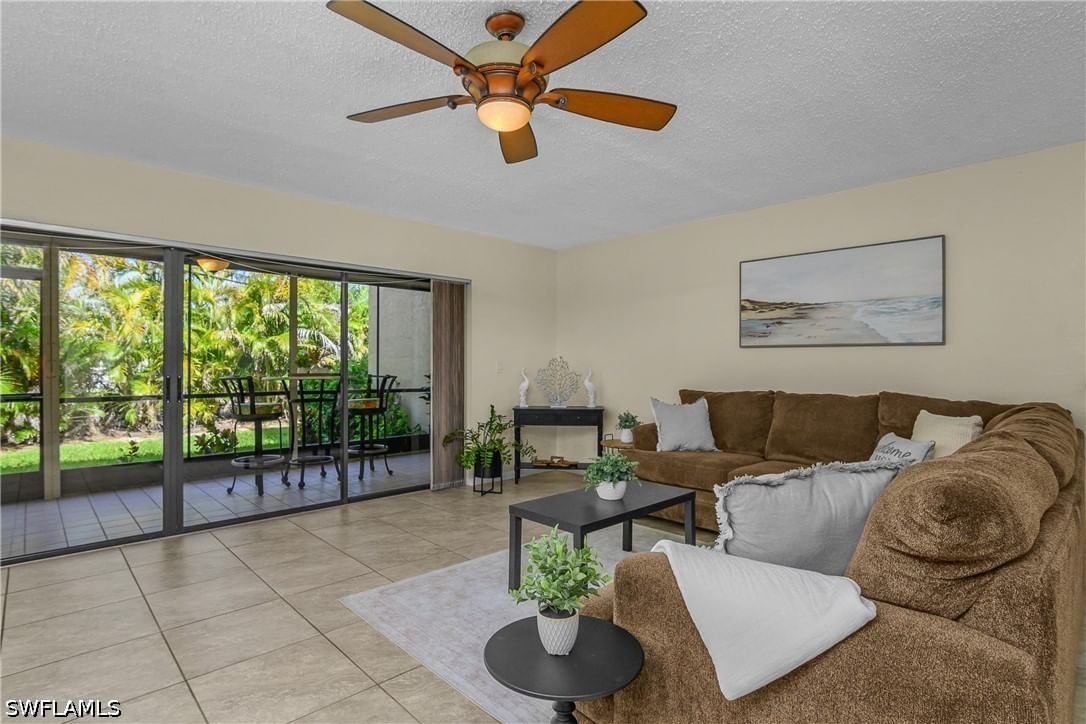 4112 SE 19th Place #104, Cape Coral, FL 33904 photo 5