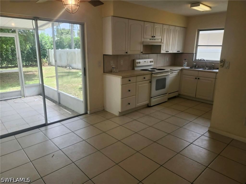 804 92nd Avenue N, Naples, FL 34108 photo 2