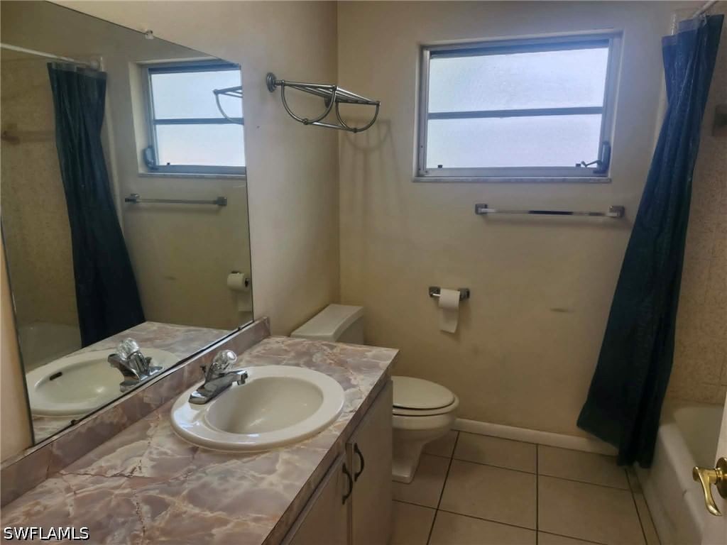 804 92nd Avenue N, Naples, FL 34108 photo 5