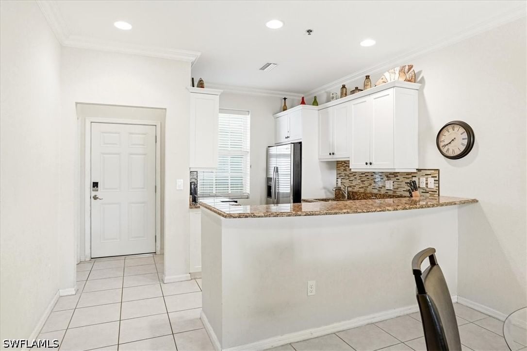140 Palm Street #207, Marco Island, FL 34145 photo 4