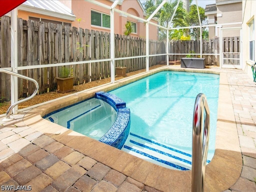 3570 Kent Drive, Naples, FL 34112 photo 2