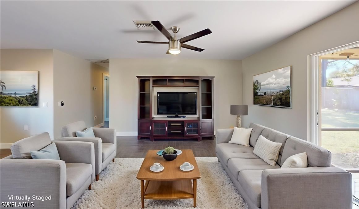 27514 Playa Del Rey Lane, Bonita Springs, FL 34135 photo 2