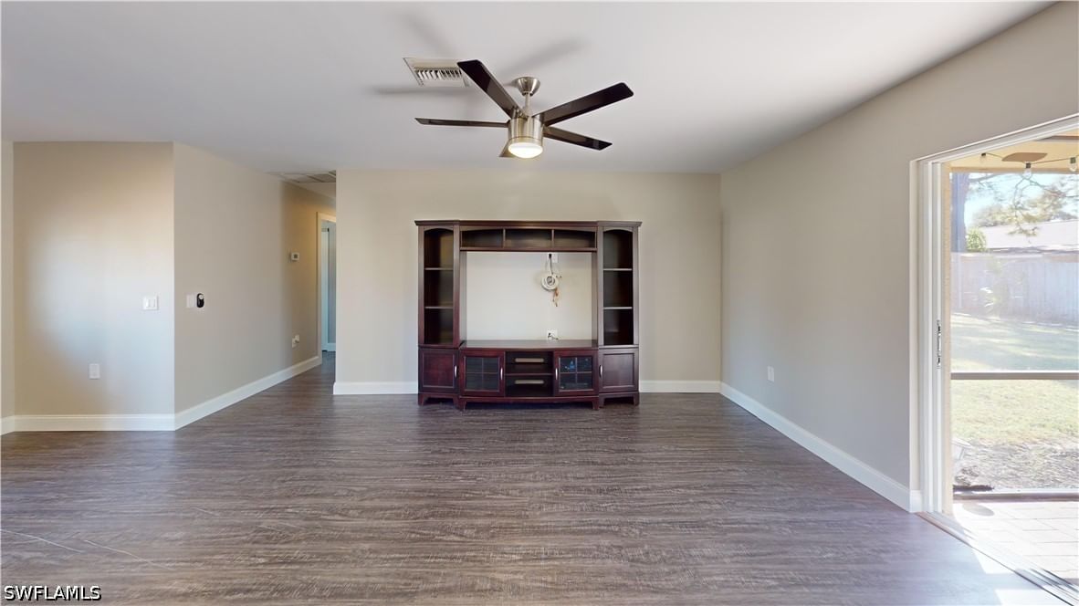 27514 Playa Del Rey Lane, Bonita Springs, FL 34135 photo 3