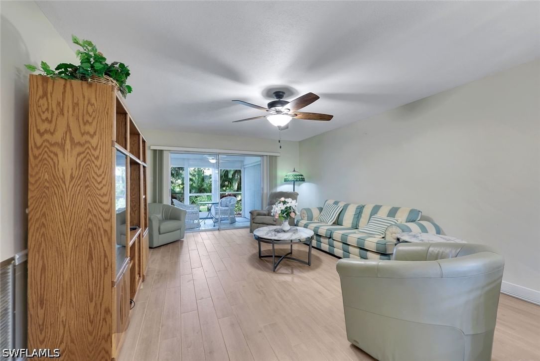 5419 RATTLESNAKE HAMM Road #105F, Naples, FL 34113 photo 2