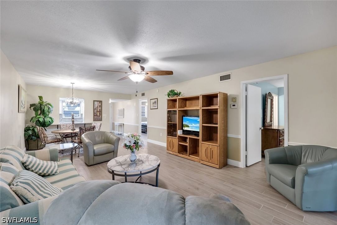 5419 RATTLESNAKE HAMM Road #105F, Naples, FL 34113 photo 3