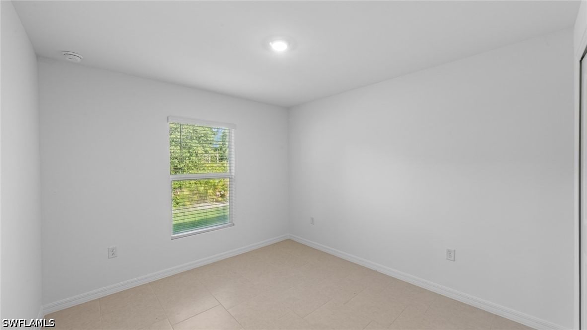 3330 NE 9th Avenue, Cape Coral, FL 33909 photo 4