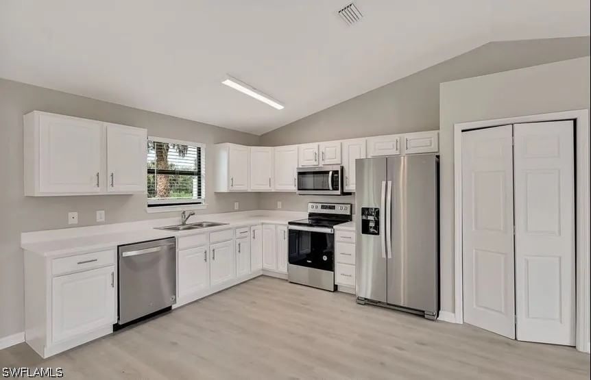 508 Cottonwood Avenue S, Lehigh Acres, FL 33974 photo 4
