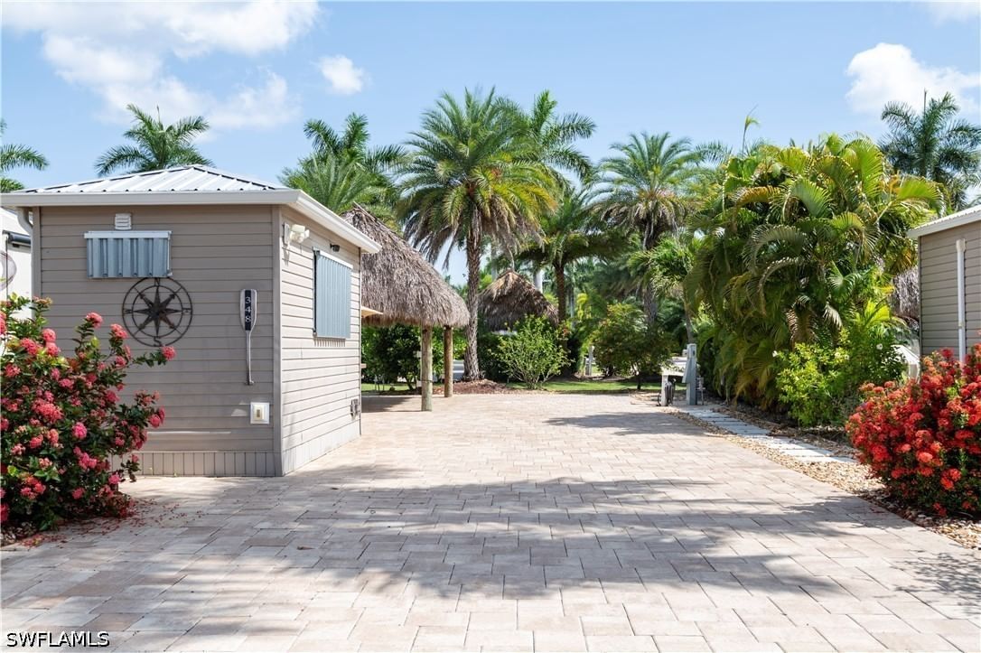 10331 Fire Flag Trail, Fort Myers, FL 33905 photo 2