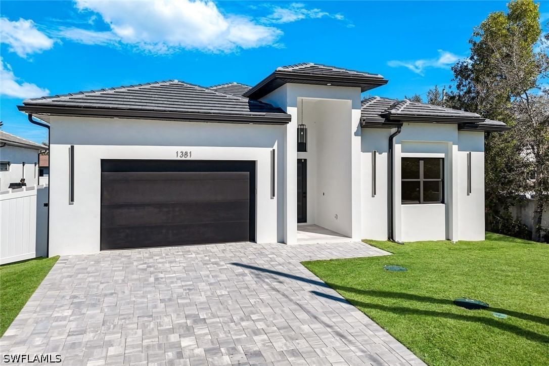 1369 Trail Terrace Drive, Naples, FL 34103 photo 2