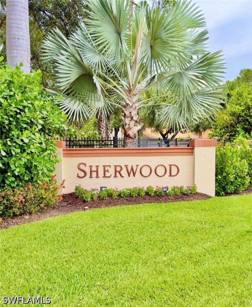517 Robin Hood Circle #101, Naples, FL 34104 photo 3