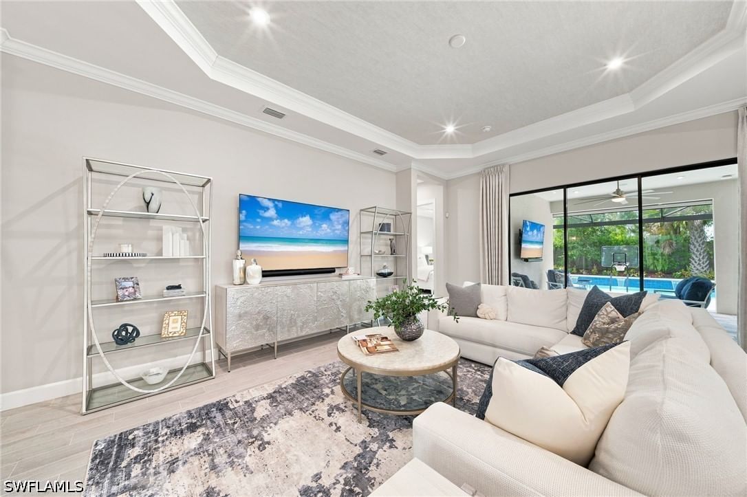 8884 Scarlotti Place, Naples, FL 34119 photo 4