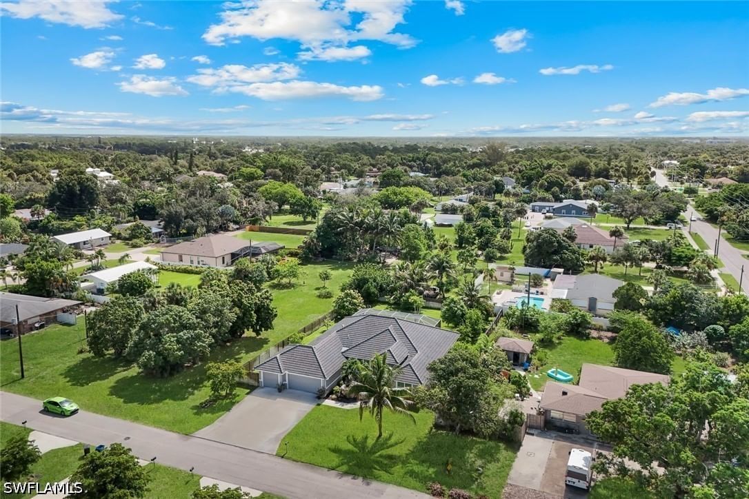 27741 S Roslin Place, Bonita Springs, FL 34135 photo 4