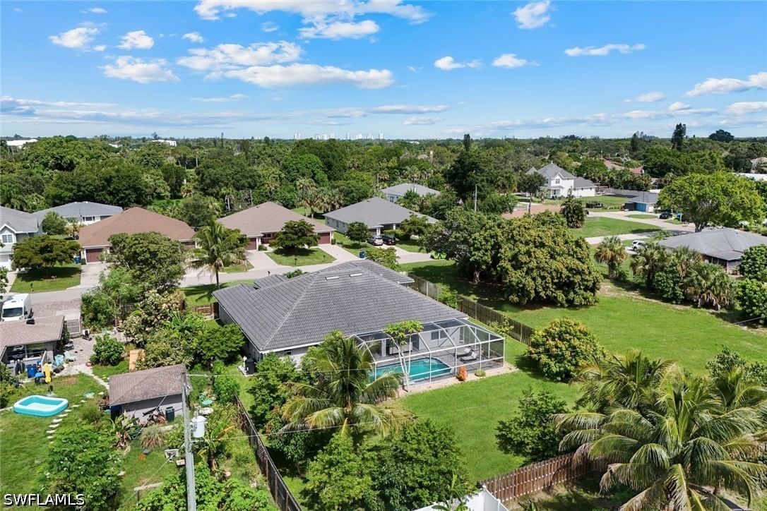 27741 S Roslin Place, Bonita Springs, FL 34135 photo 5