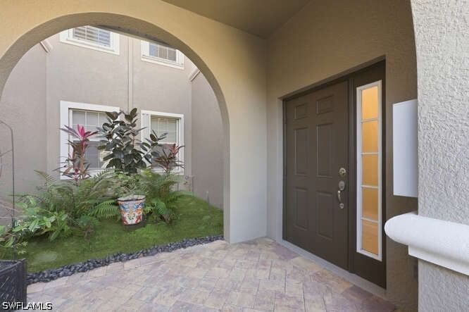 10351 Glastonbury Circle #202, Fort Myers, FL 33913 photo 3
