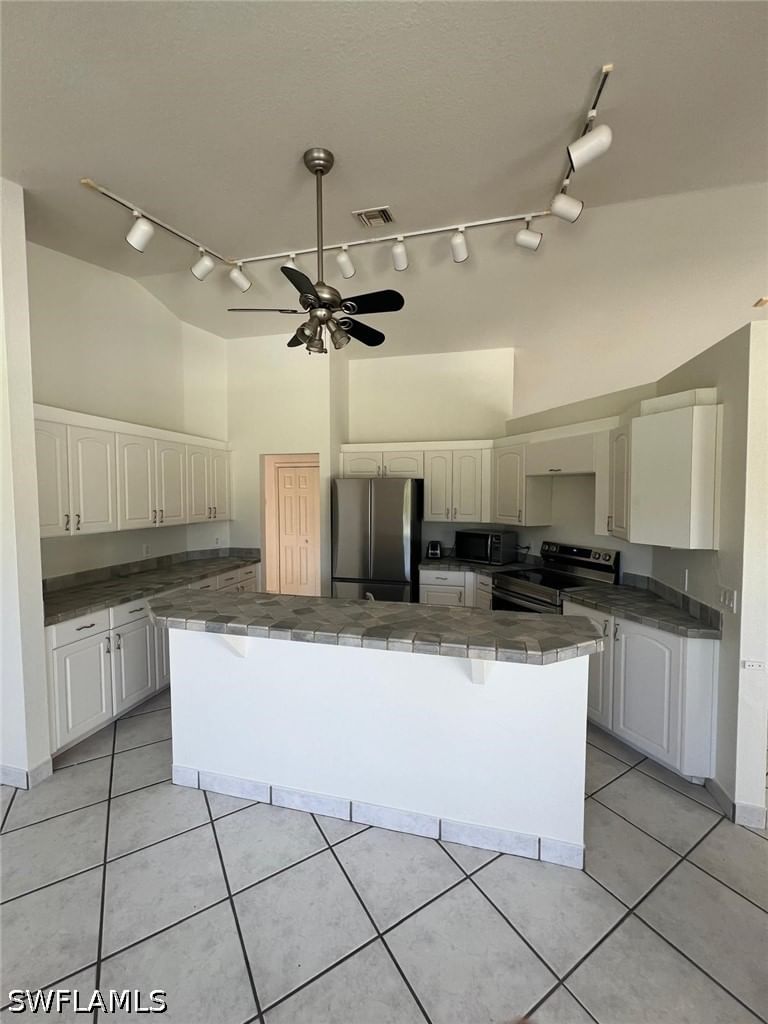 2875 18th Avenue SE, Naples, FL 34117 photo 3