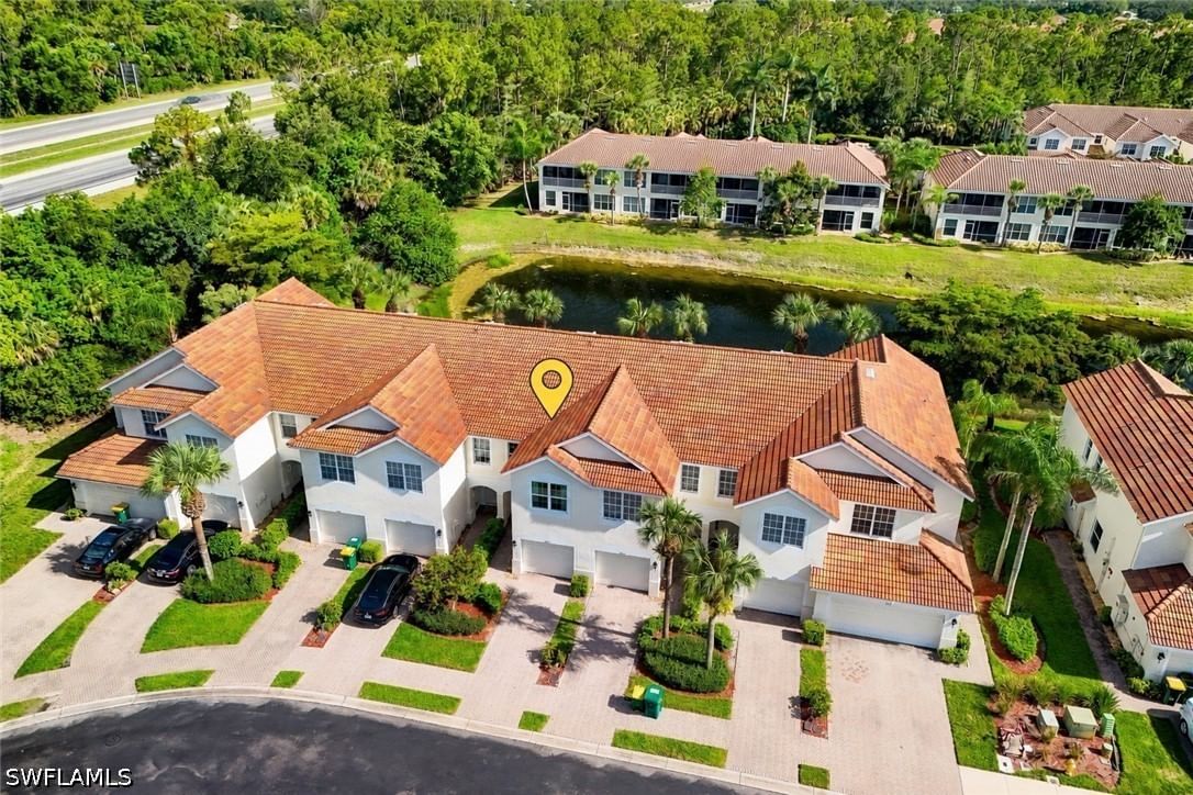 904 Hampton Circle, Naples, FL 34105 photo 3